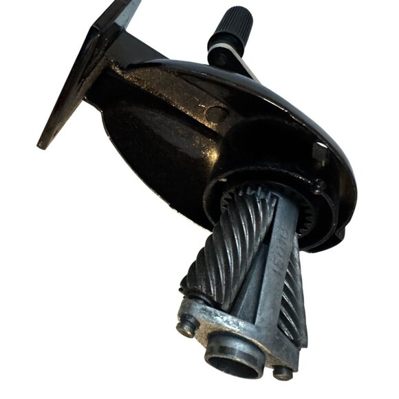 Heavy-Duty Vintage Manual Pencil Sharpener With Crank Handle NEW - Picture 5 of 5